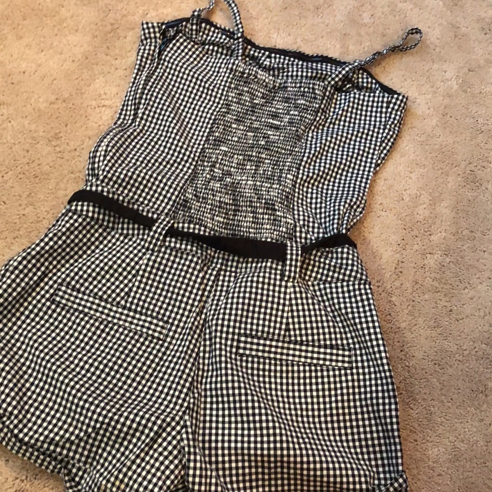 Romper - Picture 4 of 4